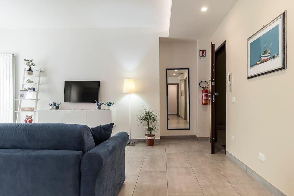 Silvy House Apartment Terracina Bagian luar foto